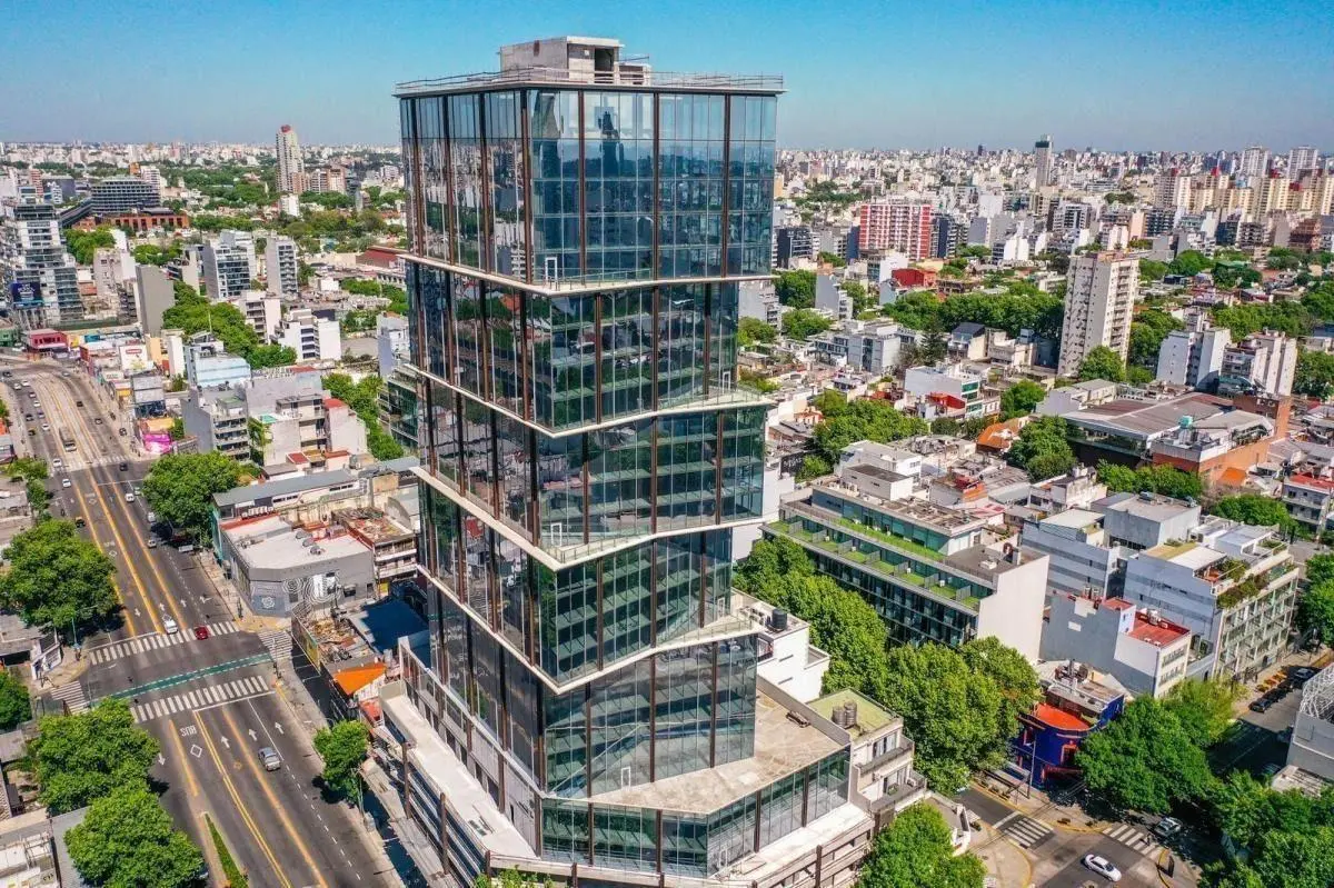 Oficina en Qiub – Piso 17 | 172 m² con cochera | Posibilidad de ampliación 3