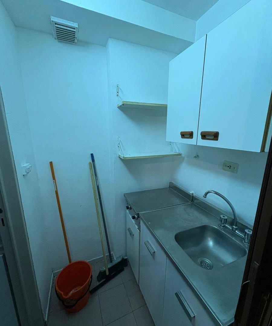 Foto de Oficina en alquiler | 83 m² | 4 Despachos | Apto Profesional, Comercial, imagen 2
