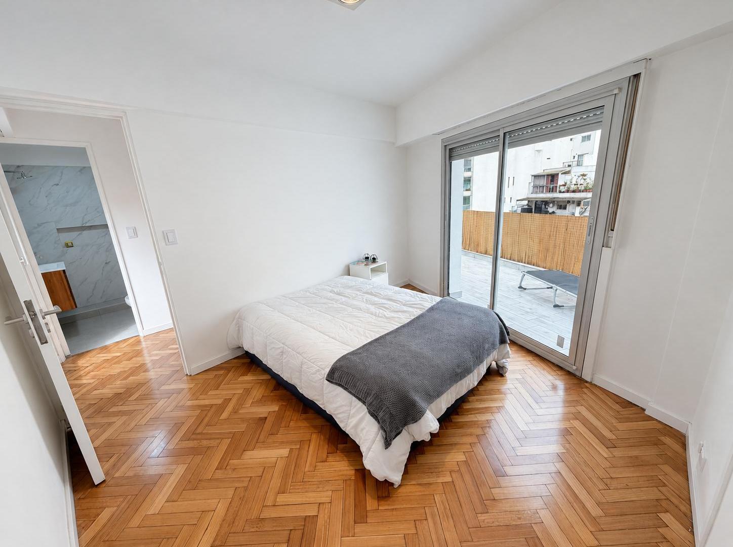 Foto de VENTA 2 AMBIENTES CON BALCÓN TERRAZA – TOTALMENTE RECICLADO – PISO 10°, imagen 2