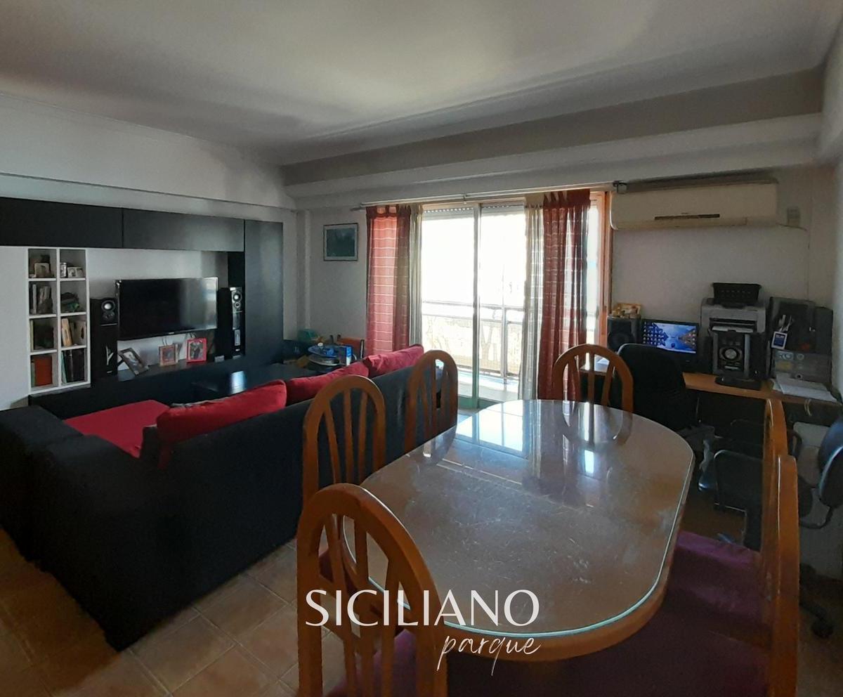 Reservado - Departamento - San Cristobal - 3 Amb C/balcón Al Frente - 69 m² 2
