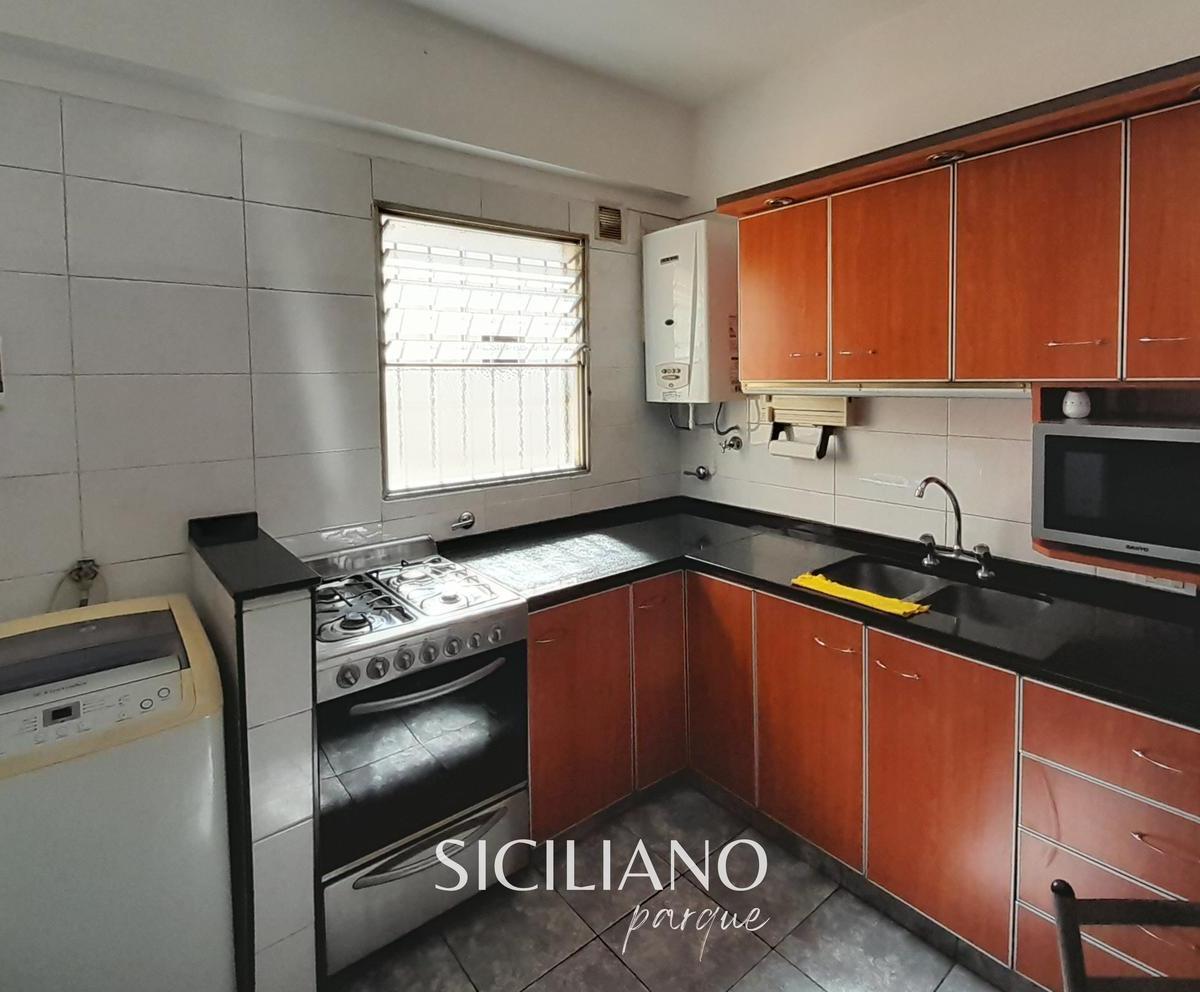 Reservado - Departamento - San Cristobal - 3 Amb C/balcón Al Frente - 69 m² 1