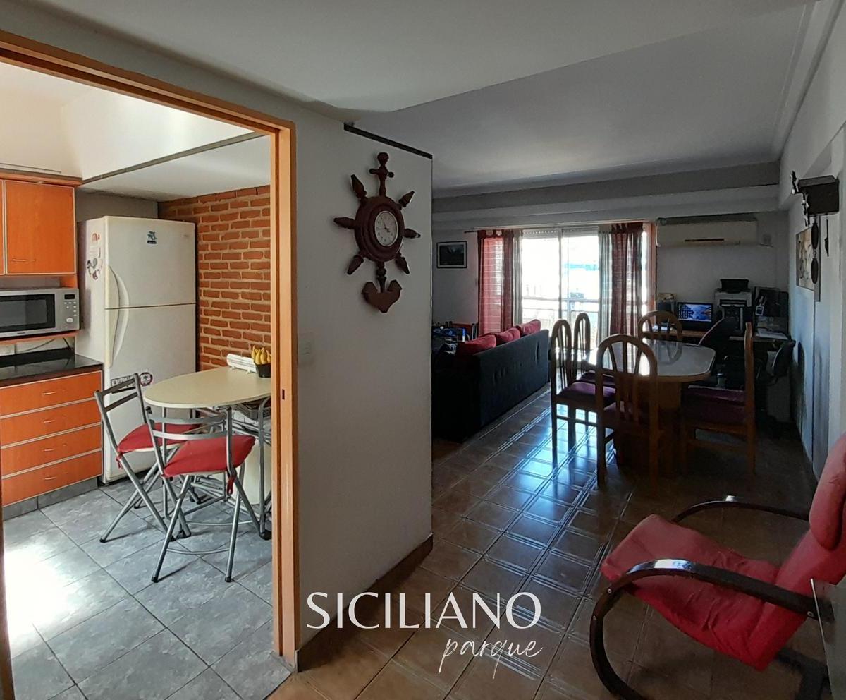 Reservado - Departamento - San Cristobal - 3 Amb C/balcón Al Frente - 69 m² 1