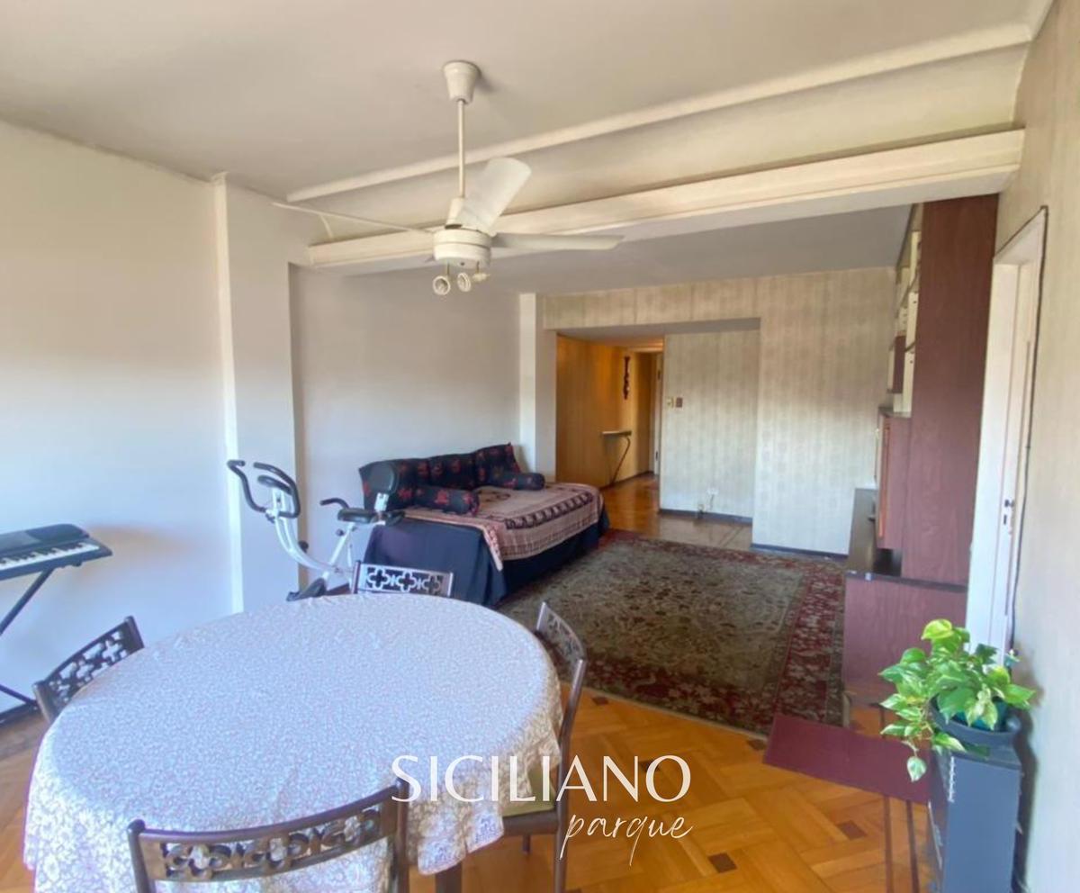 Departamento - San Cristobal - 4 Amb. C/dependencia y Balcón Corrido. - 116 m² 4