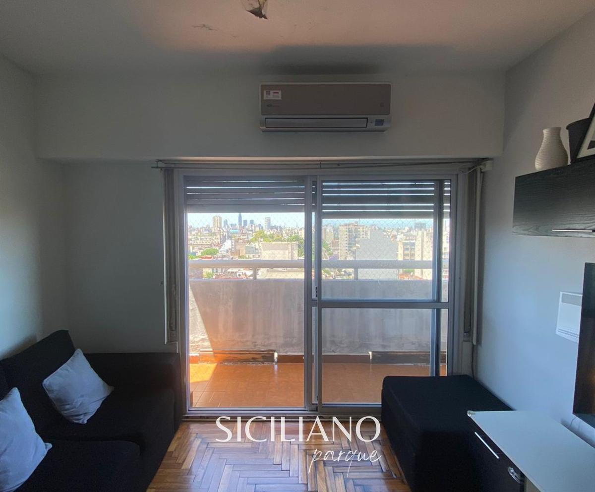 Depto - San Cristobal - 3 Amb. C/balcón Corrido Al Fte - 60 m 2