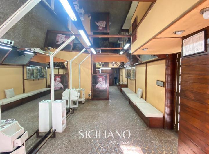 Foto de Venta - Local - Flores - Al Frente, imagen 2