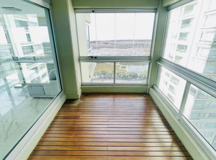 Departamento en Venta Le Parc Puerto Madero 3 ambientes con Cochera y Baulera, Amoblado! 3