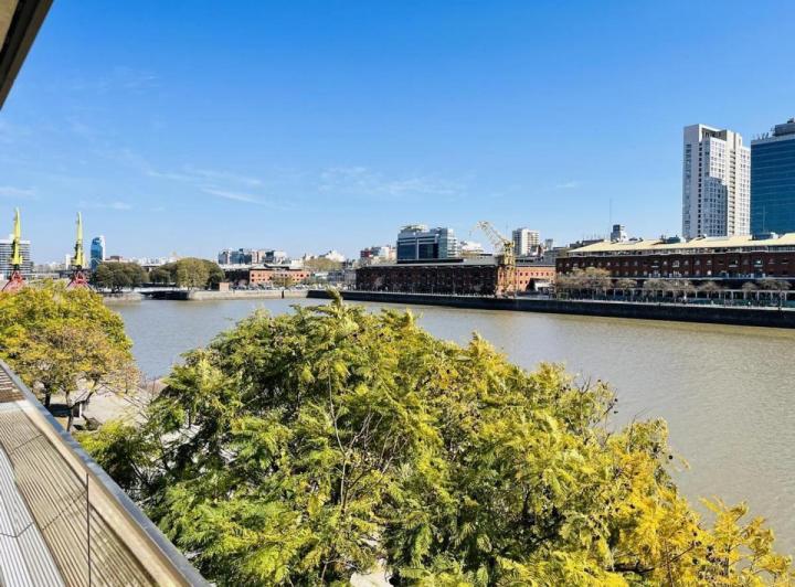 Venta en Oceana Puerto Madero 3 ambientes al dique con Cochera y Baulera 5
