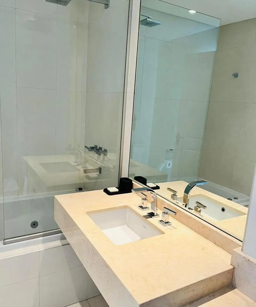 Departamento en Alquiler de 2 Ambientes en Puerto Madero Amoblado con Cochera en Torres del Yacht 4