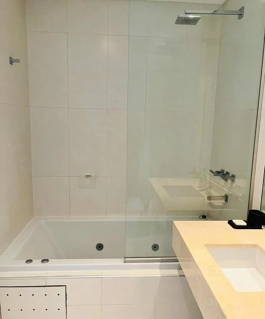 Departamento en Alquiler de 2 Ambientes en Puerto Madero Amoblado con Cochera en Torres del Yacht 5