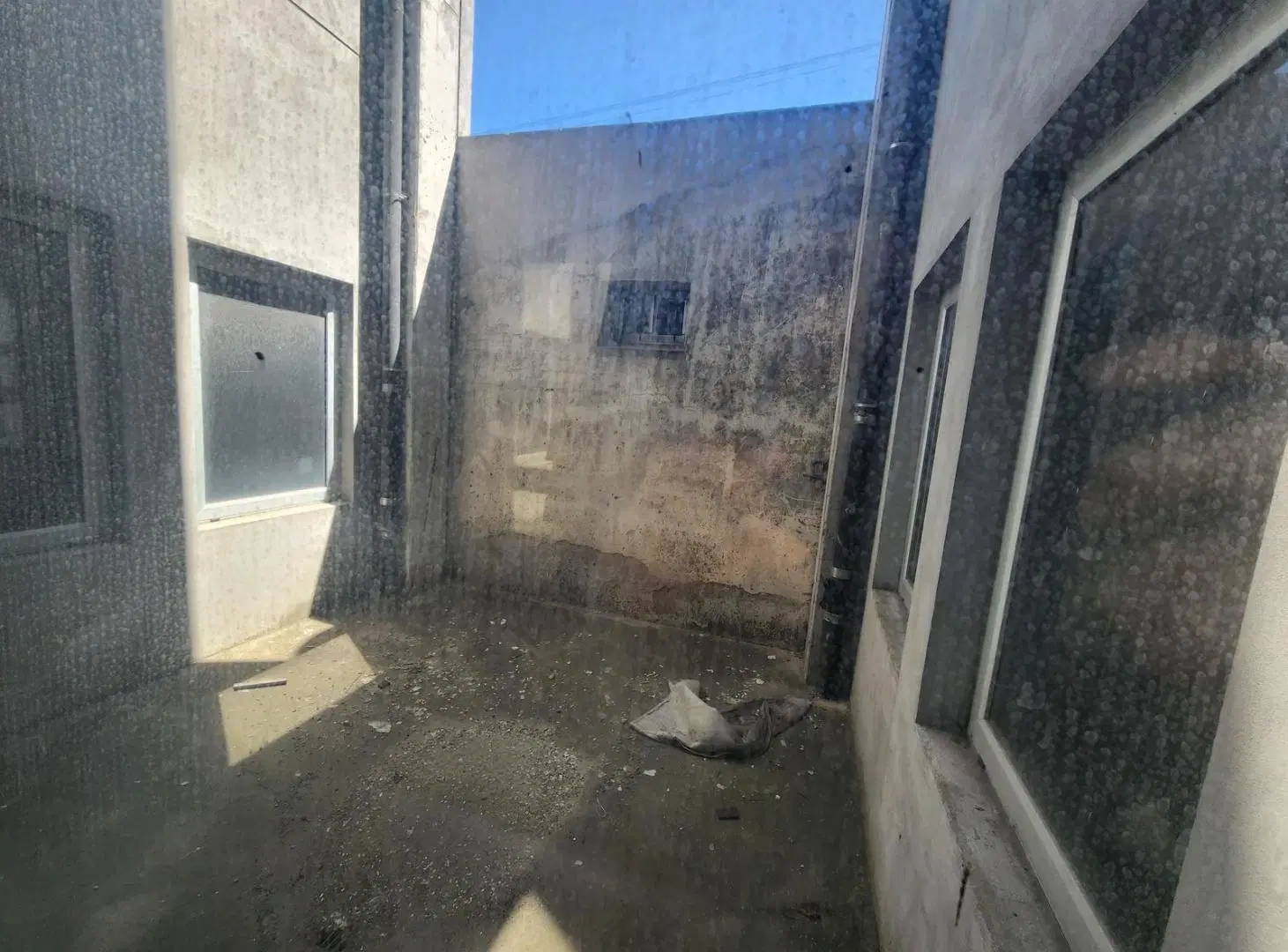 Edificio Comercial en S.Justo (Ctro) PB 3 pisos con Patio 5