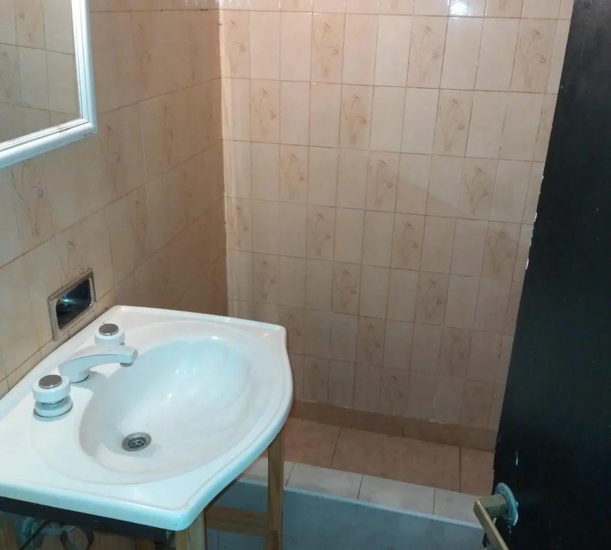 Venta PH 3 Ambientes Lomas del Mirador con cochera , Sin expensas ! 1