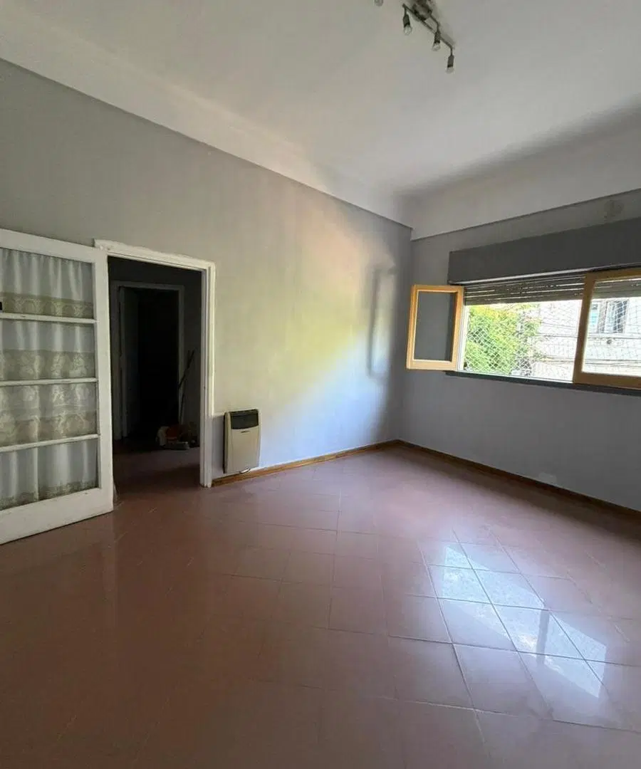 Departamento en Venta de 3 ambientes en Balvanera 2