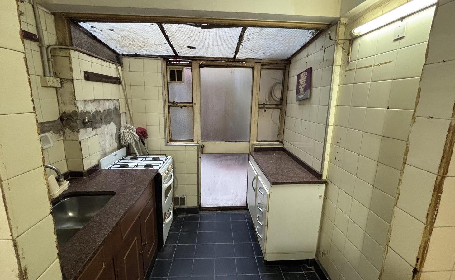 Departamento en Venta de 3 ambientes en Balvanera con 2 patios!!