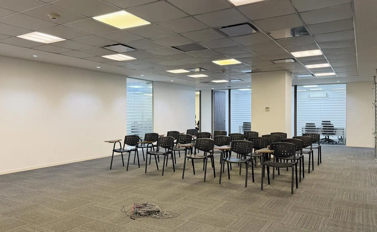 Edificio comercial en Venta en Ciudadela Tres de Febrero Zona Oeste Depósitos Fábricas Oficinas 3