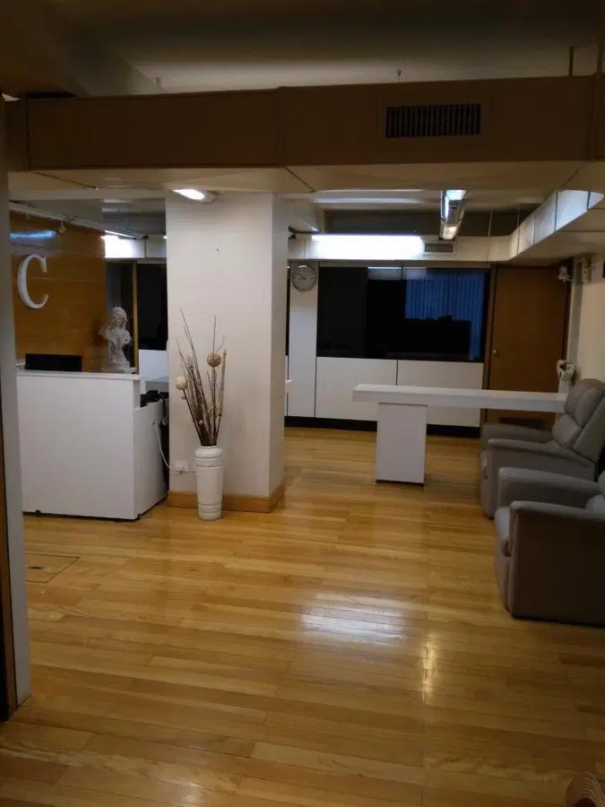 Oficina en venta impecable estado en Microcentro. Luminosa, espaciosa. Excelente ubicación. 4