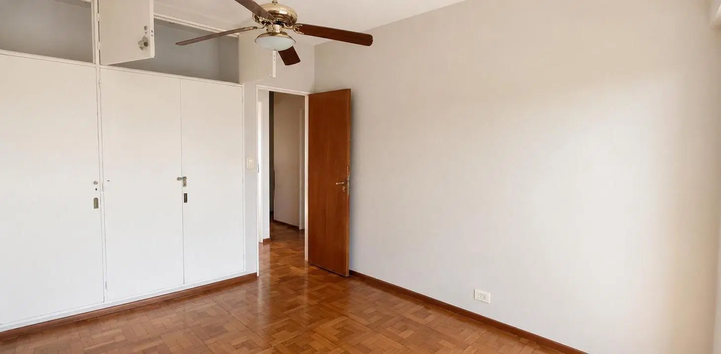 Departamento en Venta Caballito de 4 ambientes   Playroom con cochera, Piso Alto !! 2