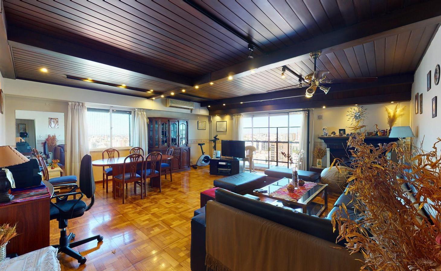 Departamento en Venta Caballito de 4 ambientes   Playroom con cochera, Piso Alto !!