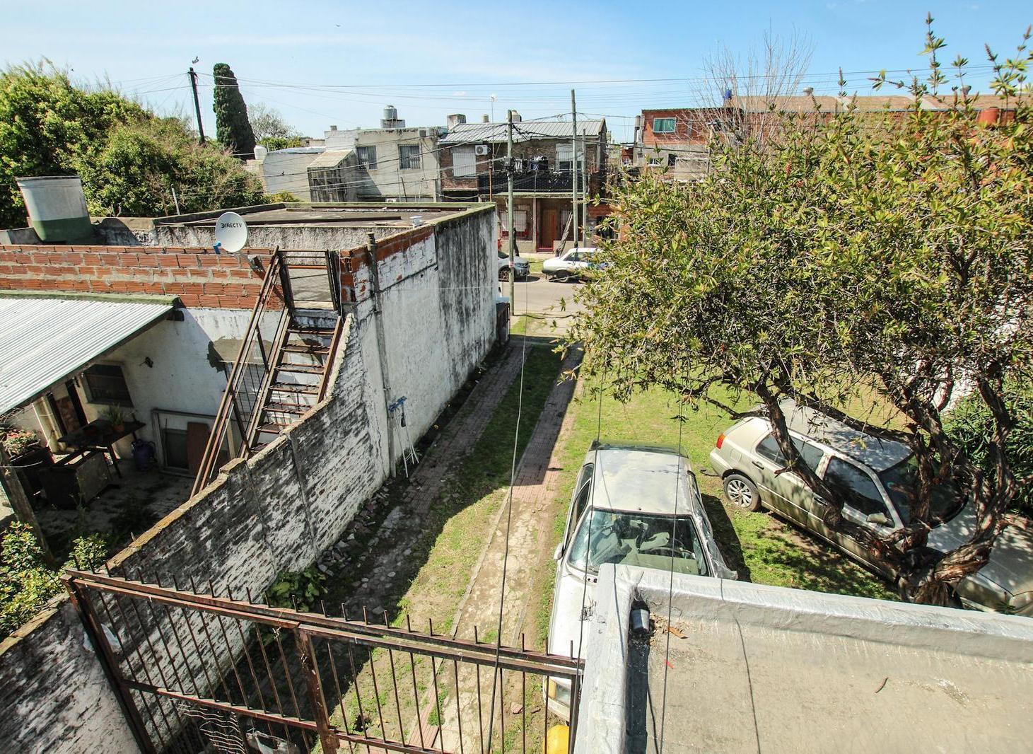 Venta Casa a reciclar, terreno 350m2,Villa Ballester