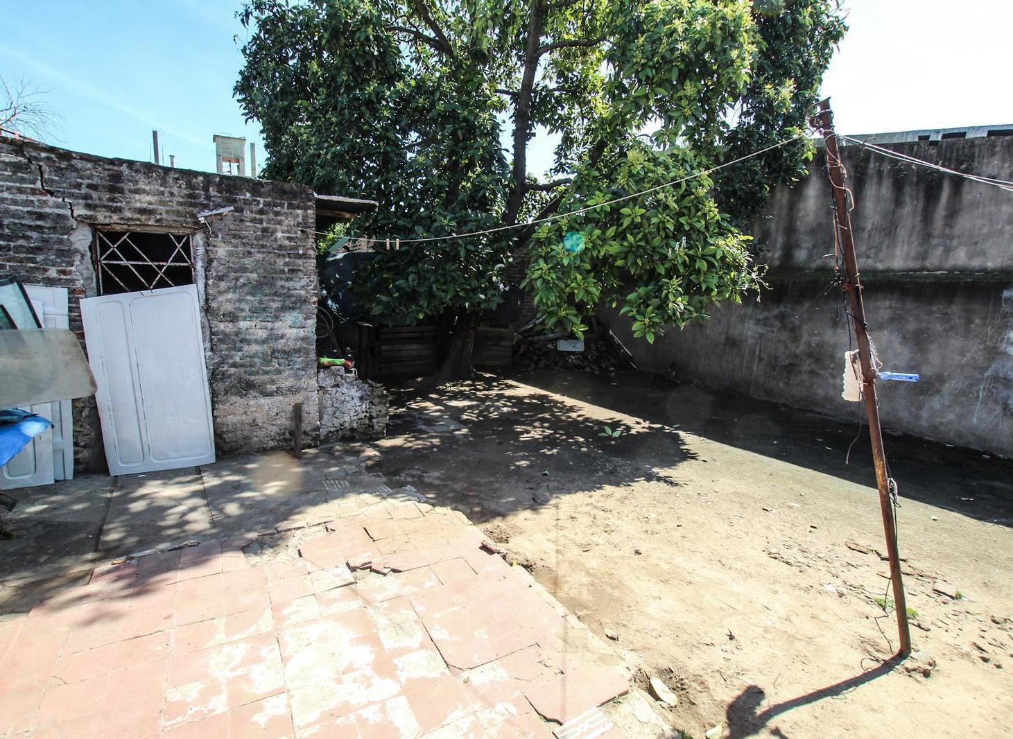 Venta Casa a reciclar, terreno 350m2,Villa Ballester