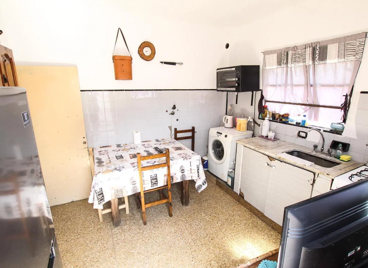 Venta Casa a reciclar, terreno 350m2,Villa Ballester 4