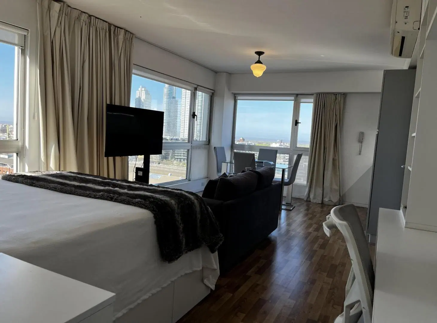 Departamento monoambiente en Alquier Quartier Madero con cochera!!! Amenities!! 5