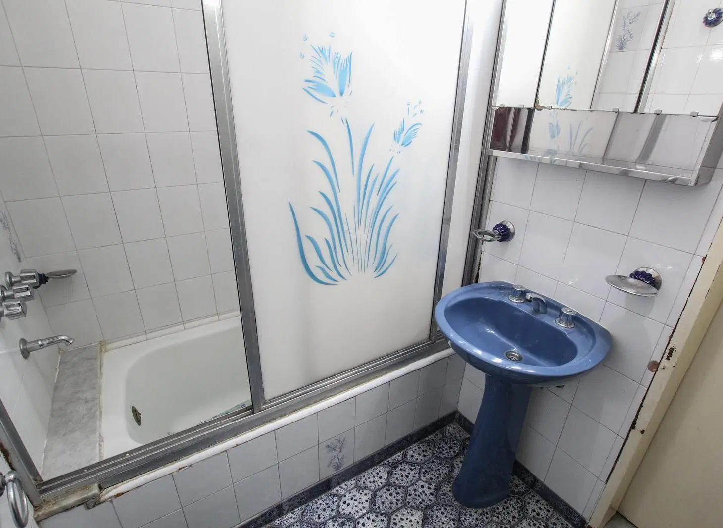 Venta PH 3 ambientes con terraza a reciclar apto crédito sin expensas 4