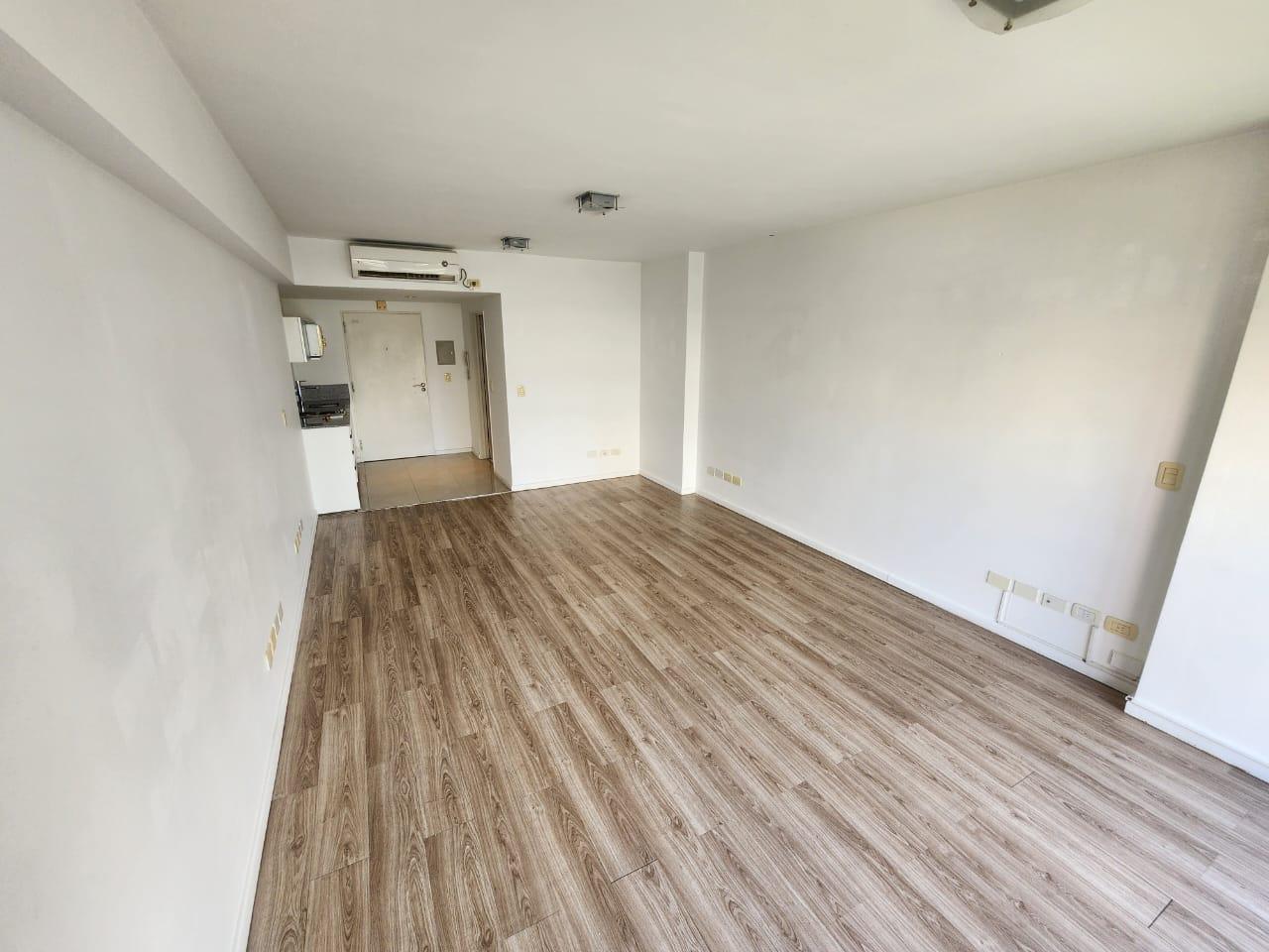 Oficina en Alquiler Monoambiente en Belgrano, Luminosa con Seguridad 24 hs!!