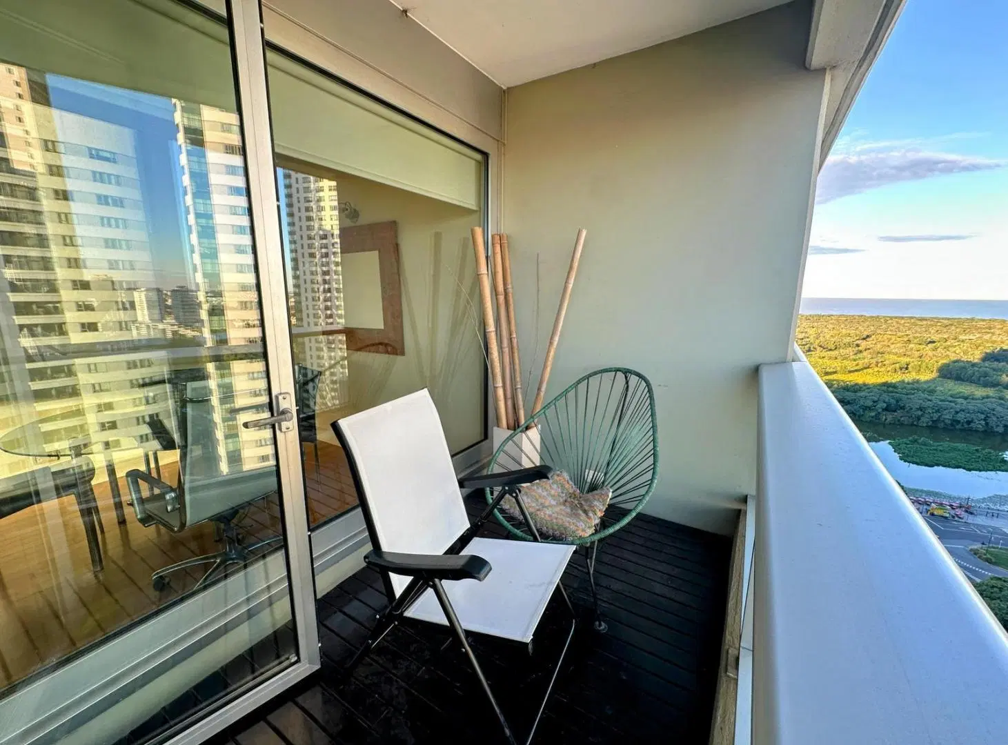 Departamento en venta Puerto Madero con cochera y baulera 2