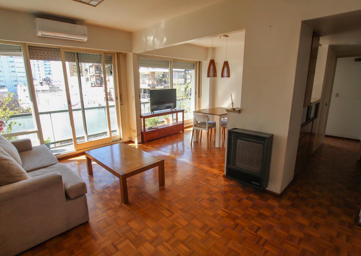 Departamento 3 ambientes, piso alto, cochera, baulera, palier privado en Palermo Soho,
