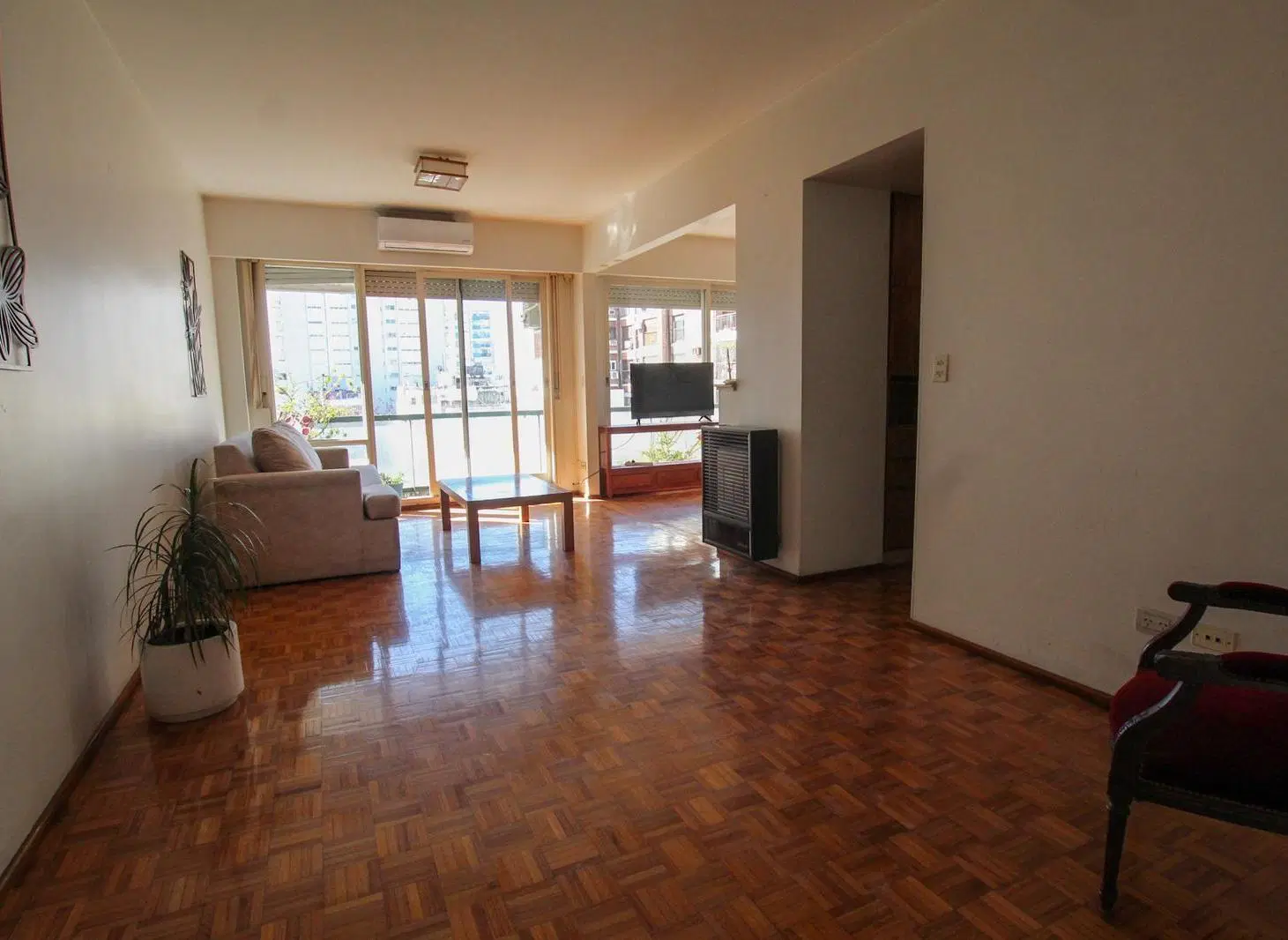 Departamento 3 ambientes, piso alto, cochera, baulera, palier privado en Palermo Soho, 3