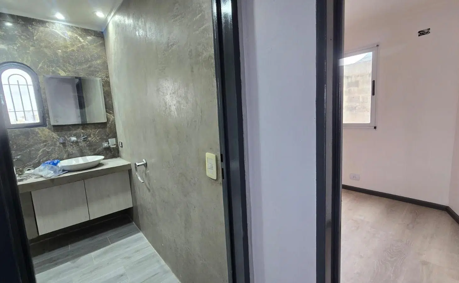 Departamento en Alquiler de 3 Ambientes Villa Lynch 4