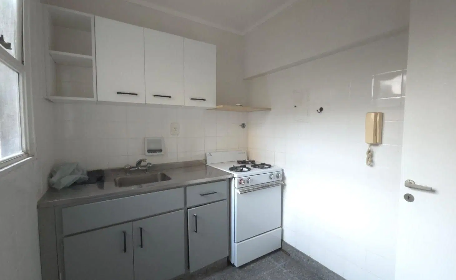 Departamento en Alquiler de 2 Ambientes en San Nicolás 3