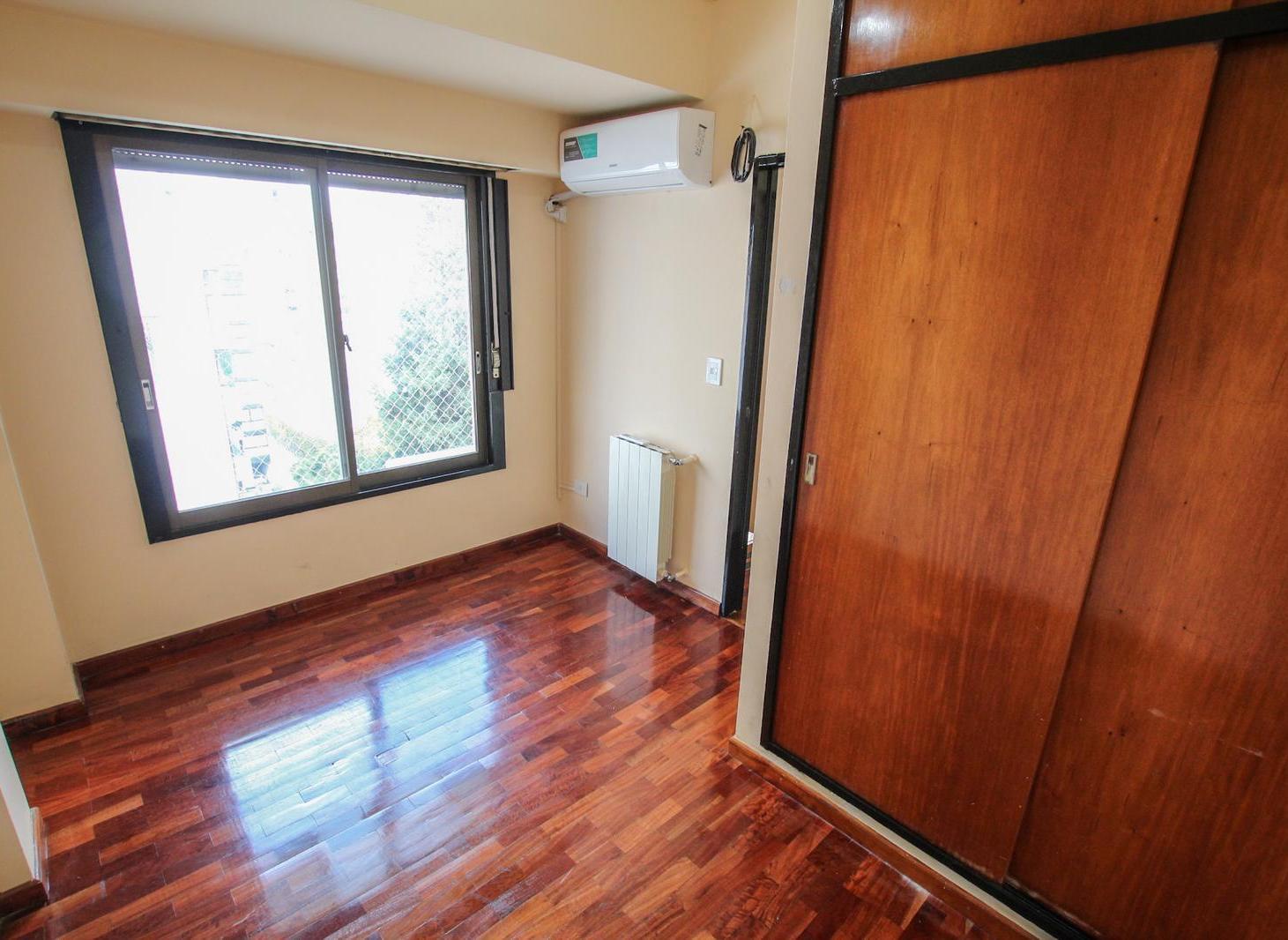 Foto de Departamento de 3 ambientes, dos plantas , con cochera ,en Belgrano, imagen 3