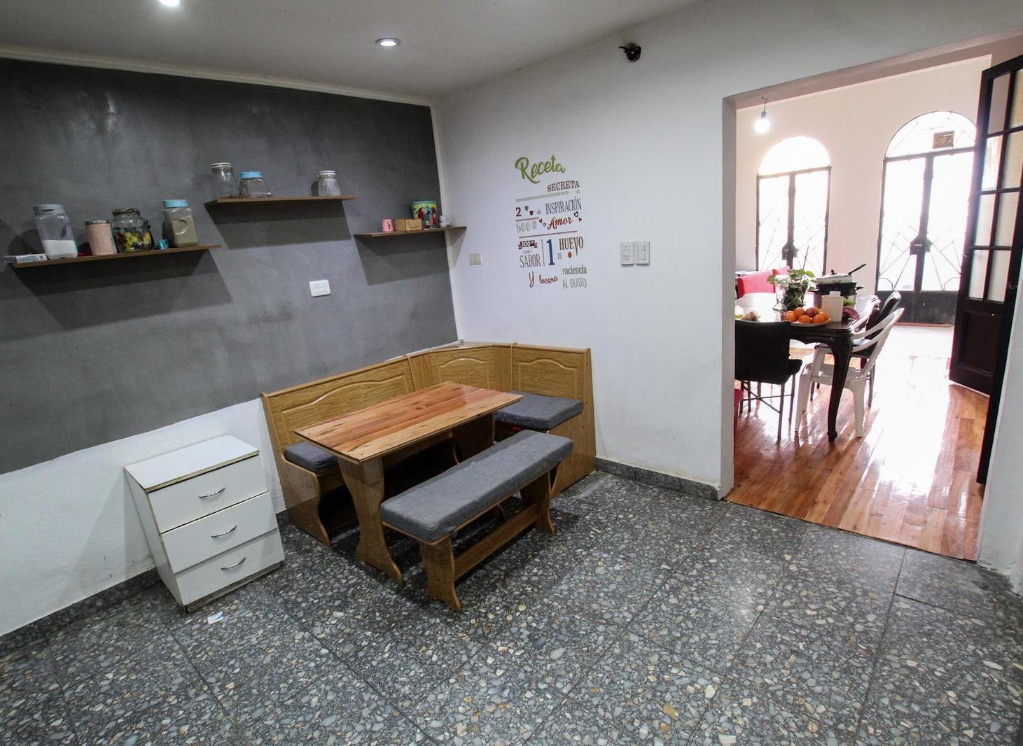 Foto de Casa 4 ambientes con cochera, enventa, muy bien ubicada en Villa del, imagen 5