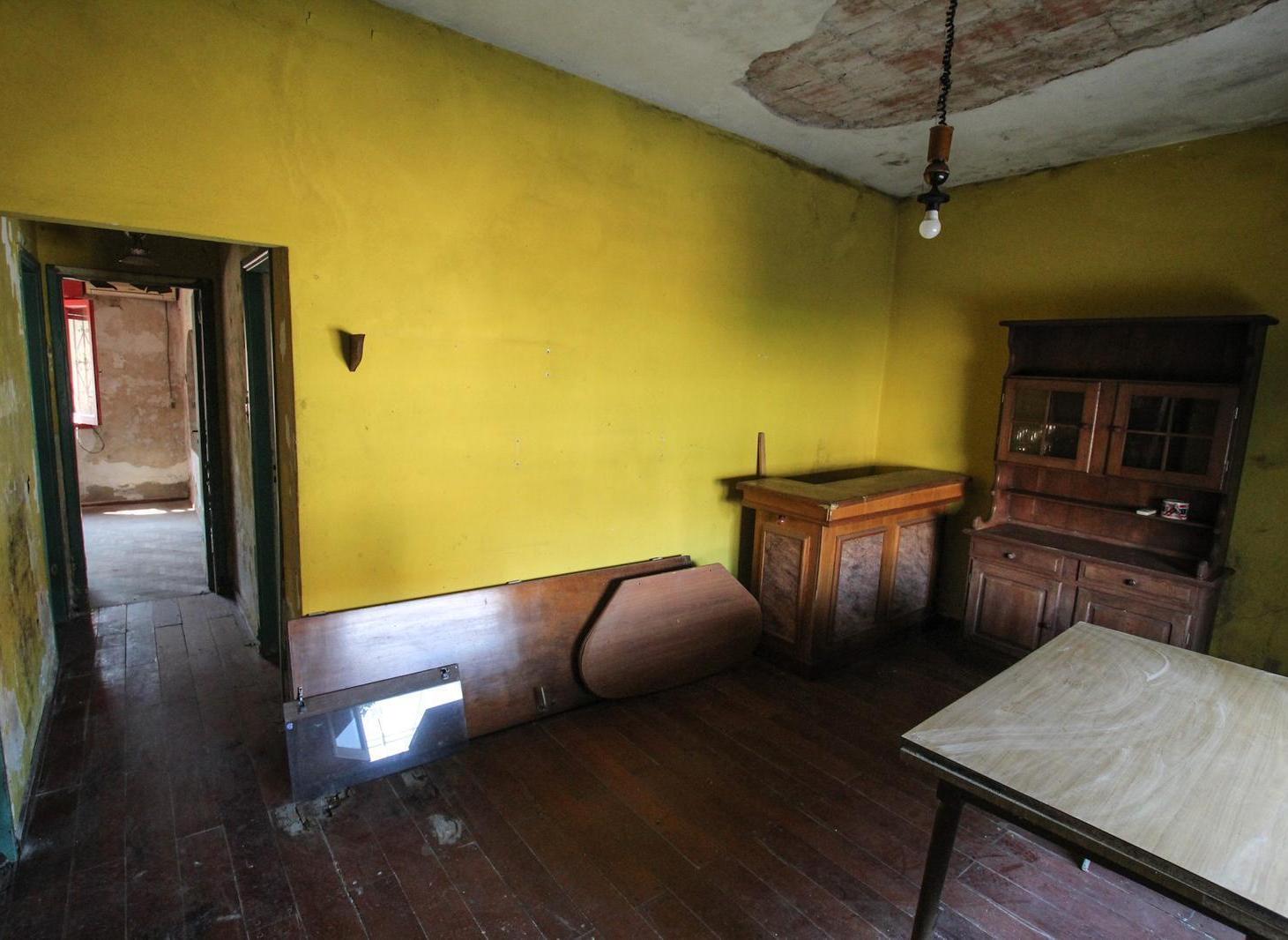 Foto de En venta gran casa 6 Ambientes con Cochera, Fondo y Uso Mixto, imagen 5
