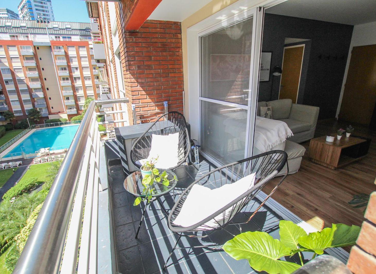 Foto de Venta en Puerto Madero 2 ambientes con cochera, impecable, luminoso, imagen 2
