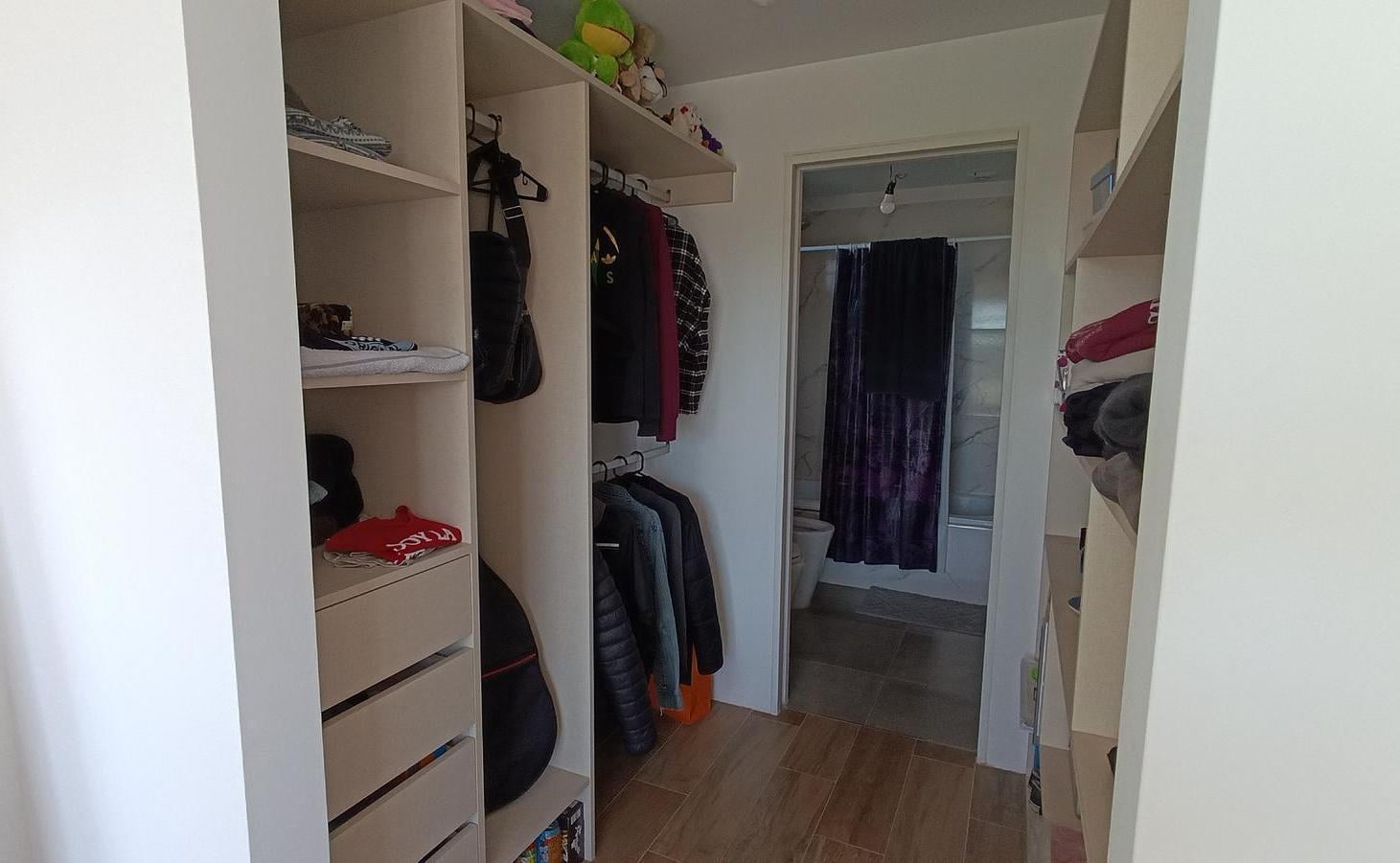 Foto de Departamento en Venta de 3 ambientes en Monte Castro con Cochera y, imagen 5