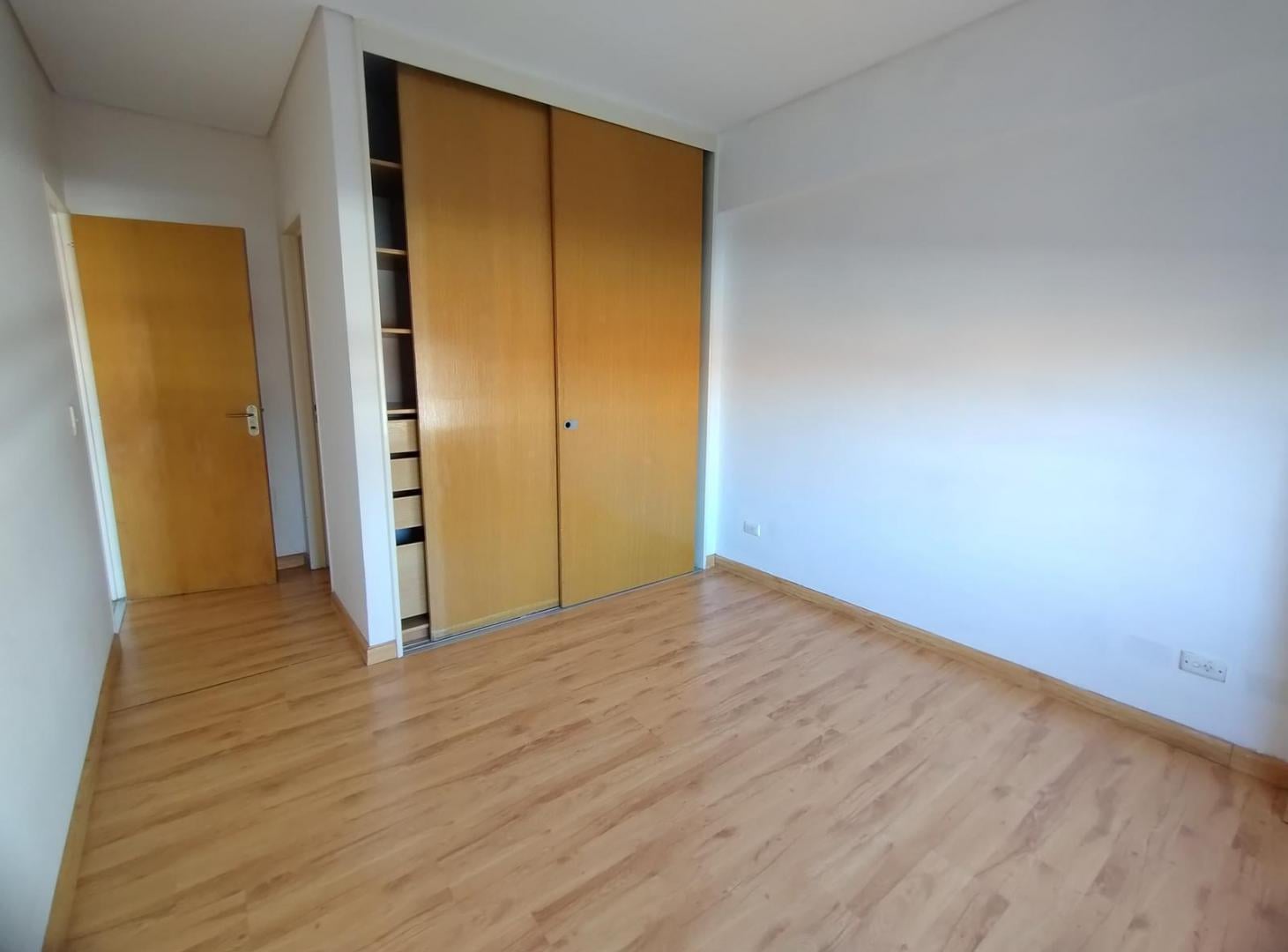 Foto de Departamento en Venta de 3 Ambientes en Puerto Madero con cochera !!, imagen 4