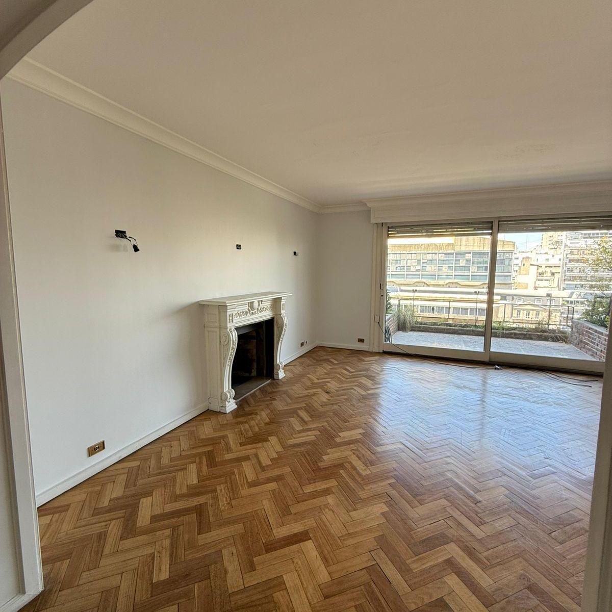 Departamento en Venta 5 Ambientes C/ Dependencia y Cochera en Recoleta 1
