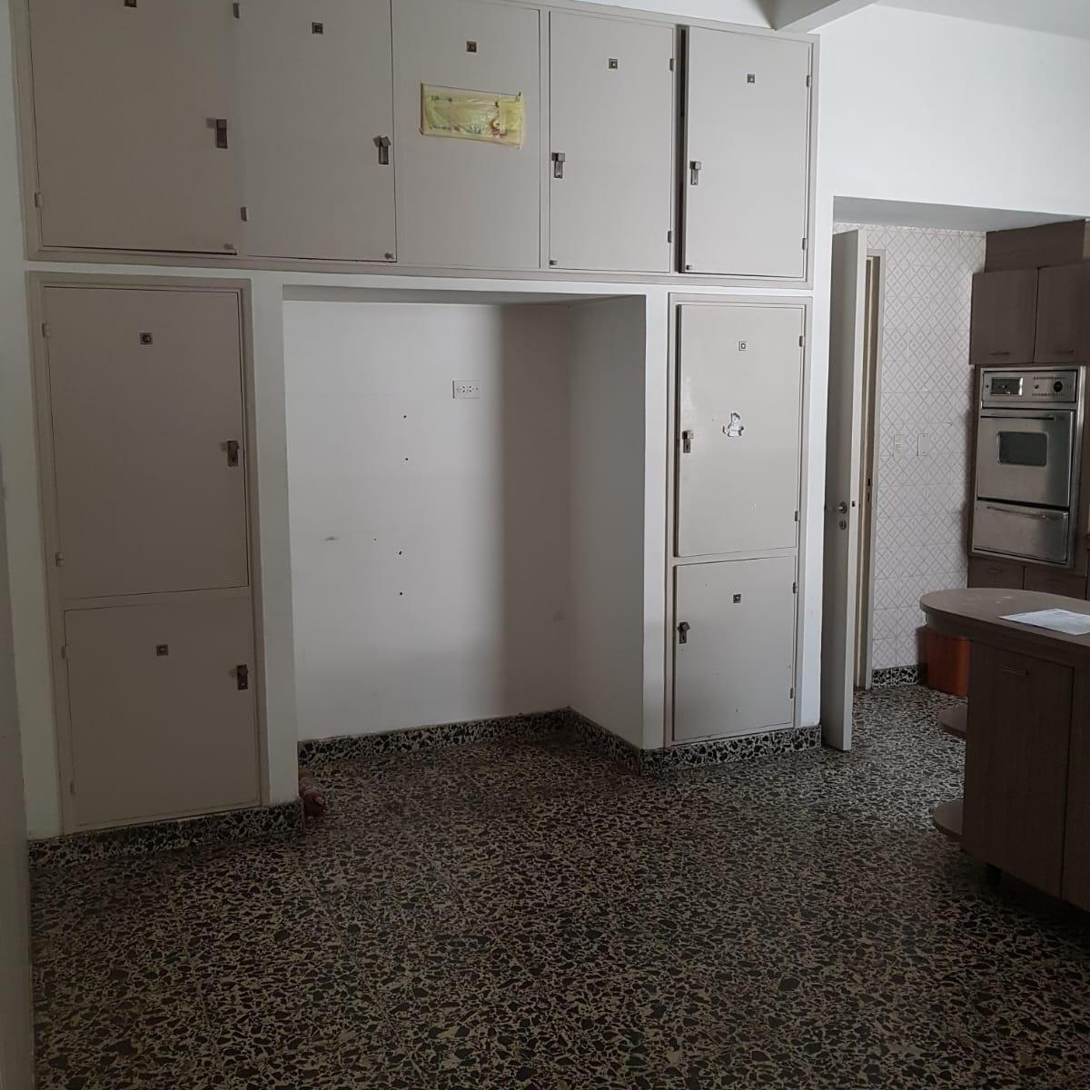 Venta PH a Refaccionar 4 Amb. 2 Baños Agrónomia 3