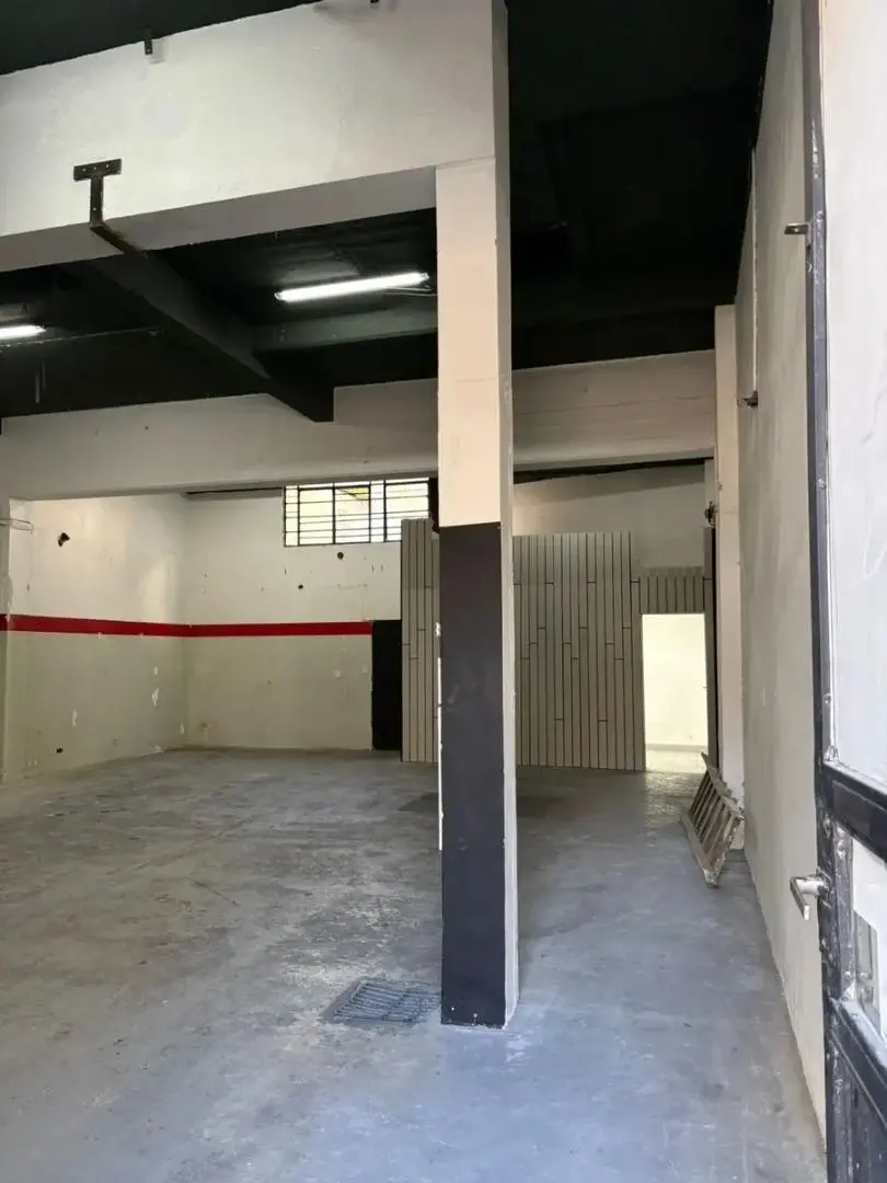 ALQUILER LOCAL COMERCIAL EN VILLA DEVOTO | AMPLIA PLANTA 4