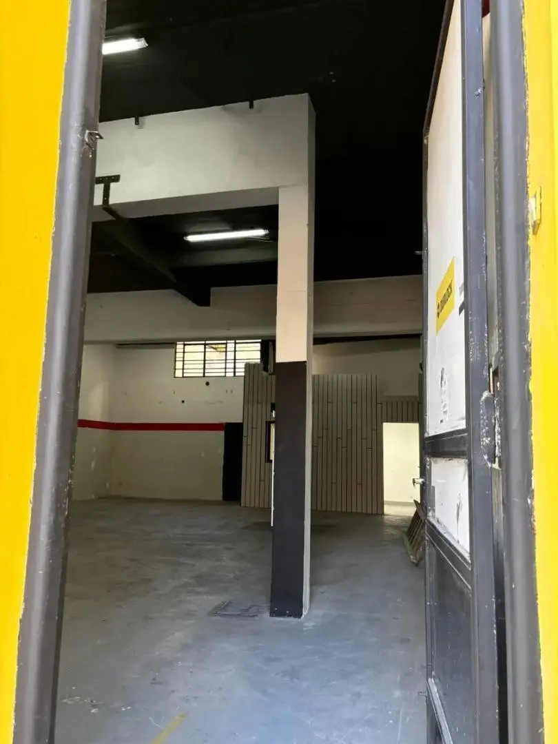 ALQUILER LOCAL COMERCIAL EN VILLA DEVOTO | AMPLIA PLANTA 2