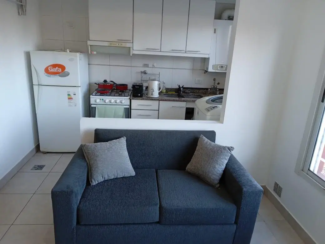 ALQUILER MONOAMBIENTE PREMIUM AMOBLADO + COCHERA EN BALVANER 2