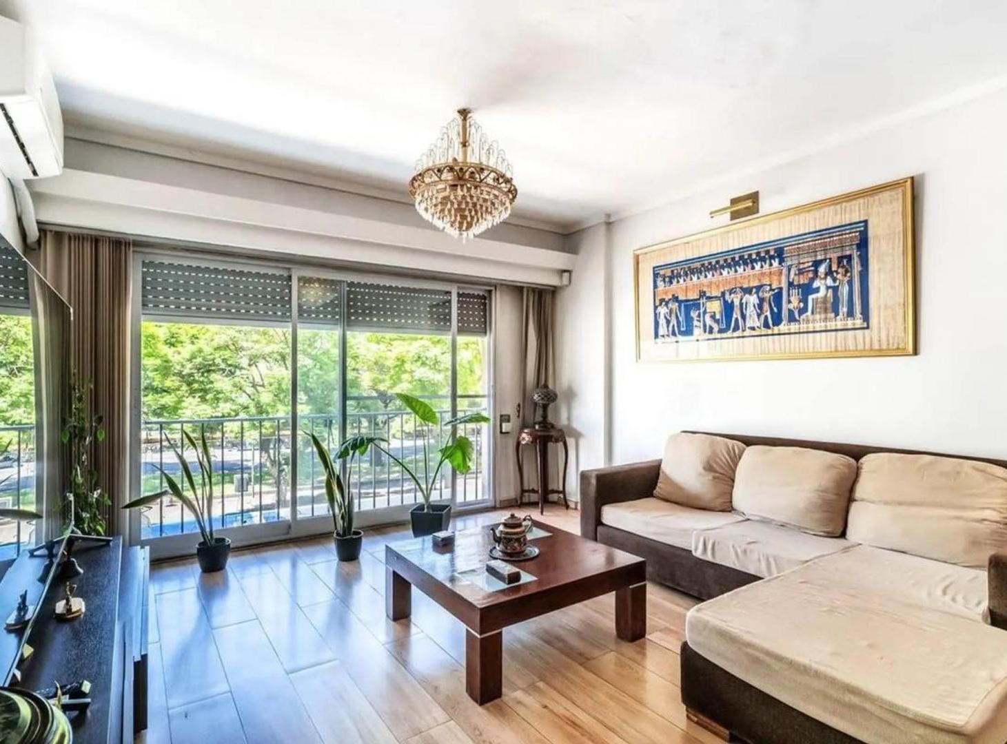 Foto de VENTA PISO 4 AMBIENTES CON BAULERA Y DEPENDENCIA - MONSERRAT, imagen 1