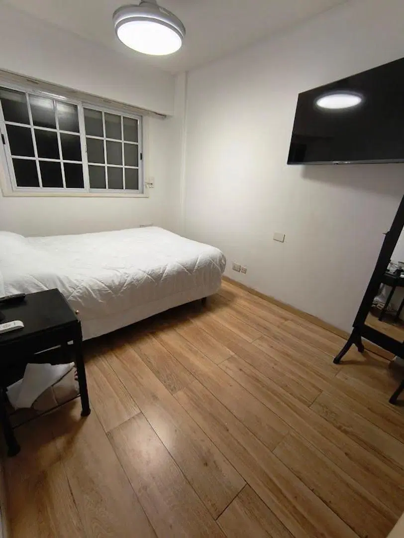 VENTA PISO 4 AMBIENTES CON BAULERA Y DEPENDENCIA - MONSERRAT 4