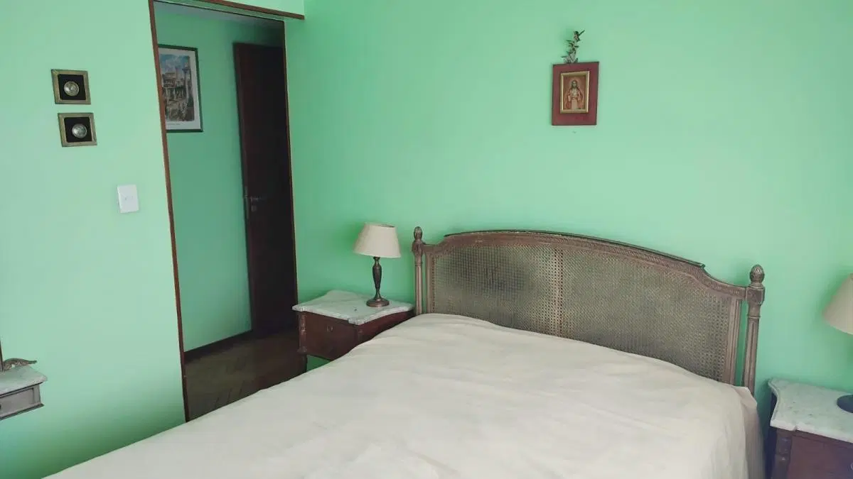 ALQUILER – 4 AMBIENTES AMOBLADO CON BALCON EN RECOLETA 2