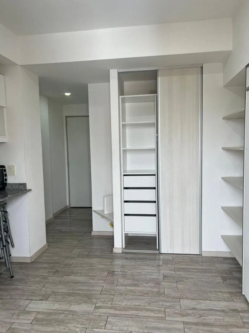 ALQUILER MONOAMBIENTE AMOBLADO CON AMENITIES / FLORES 2