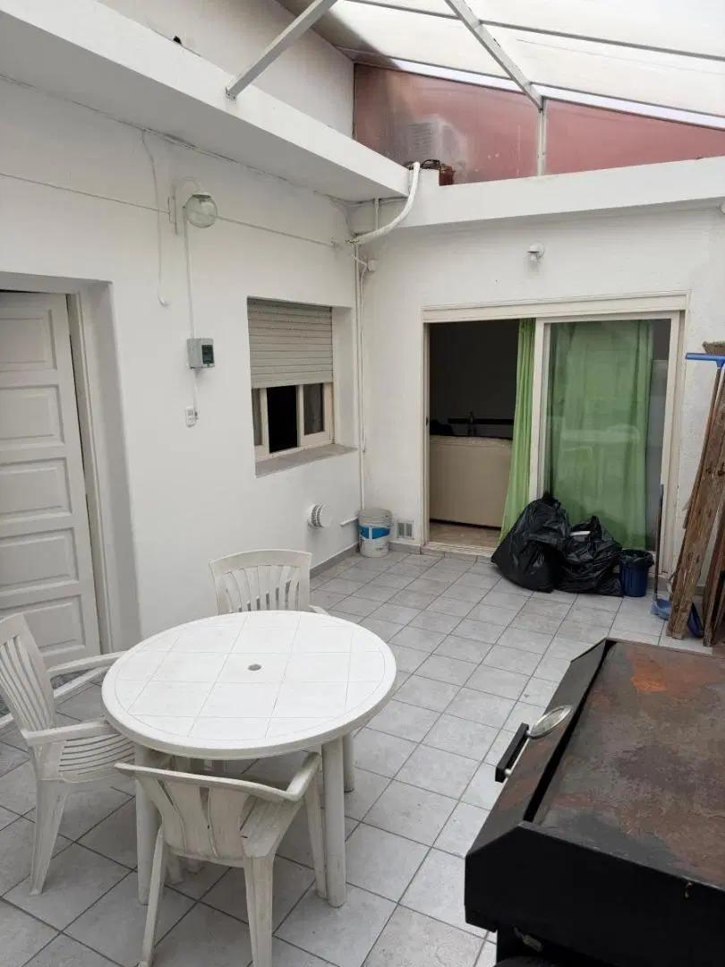 Venta PH de 2 Ambientes y Medio con Terraza en Versalles 1