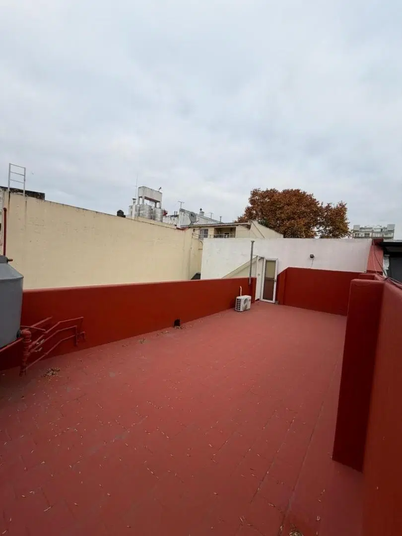 Venta PH de 2 Ambientes y Medio con Terraza en Versalles 2