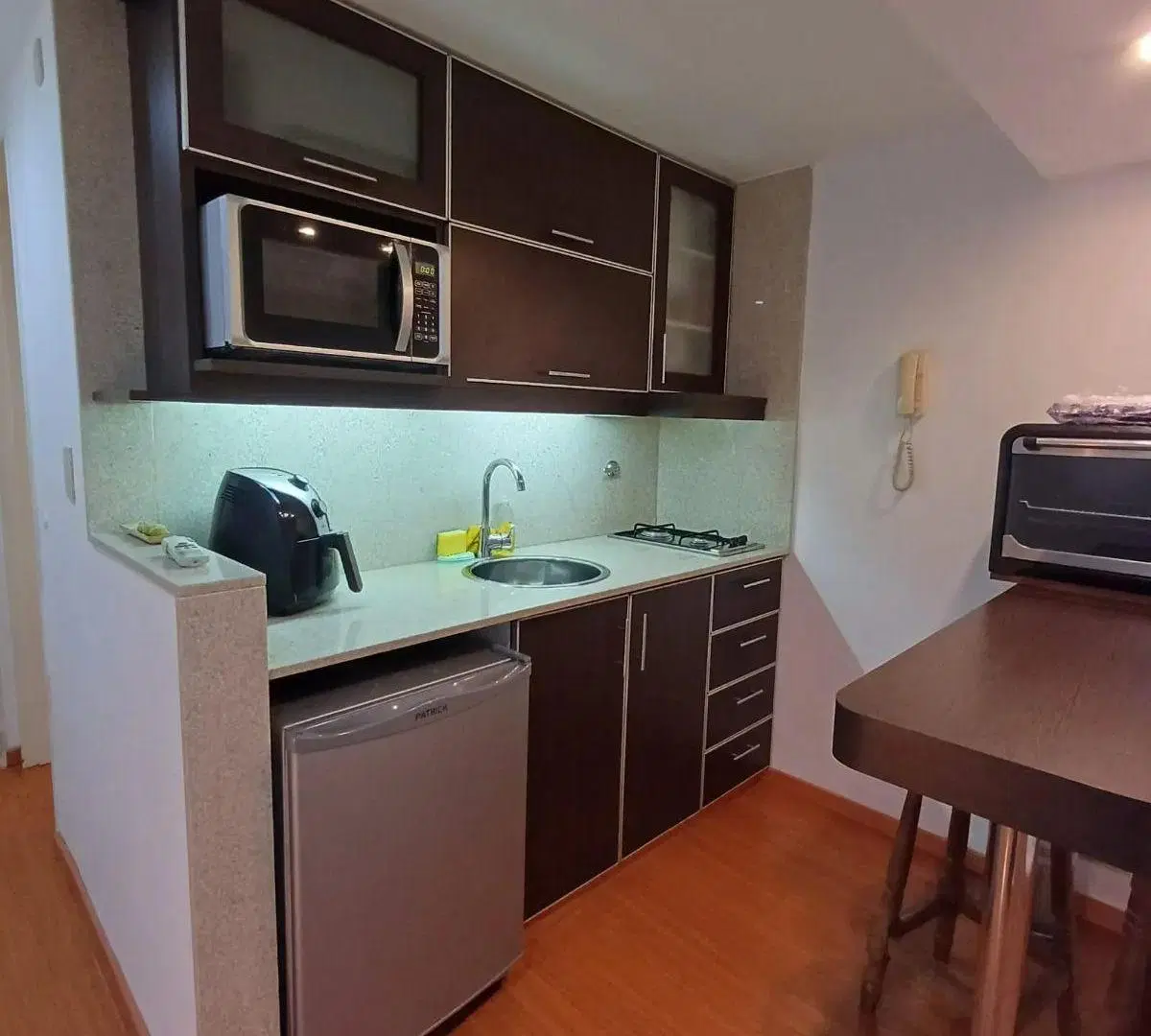 Alquiler – 2 Ambientes Amoblado con Terraza en Colegiales 2